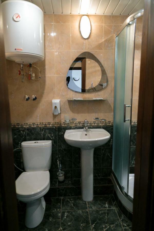 חארקיב Tourist Hotel מראה חיצוני תמונה