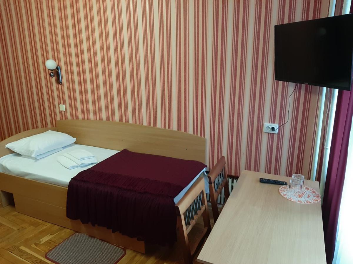 חארקיב Tourist Hotel מראה חיצוני תמונה