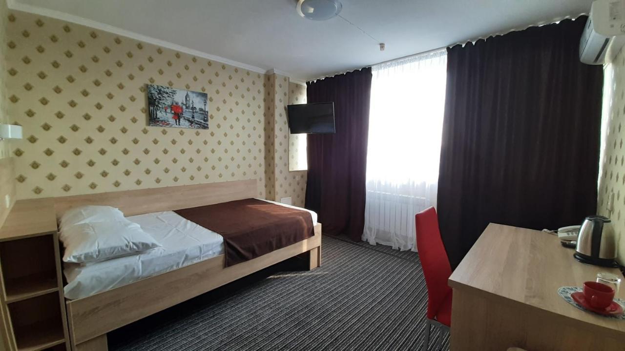 חארקיב Tourist Hotel מראה חיצוני תמונה